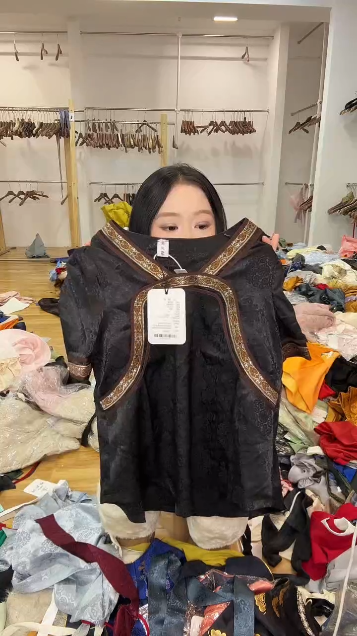 M码       90-105斤   半袖