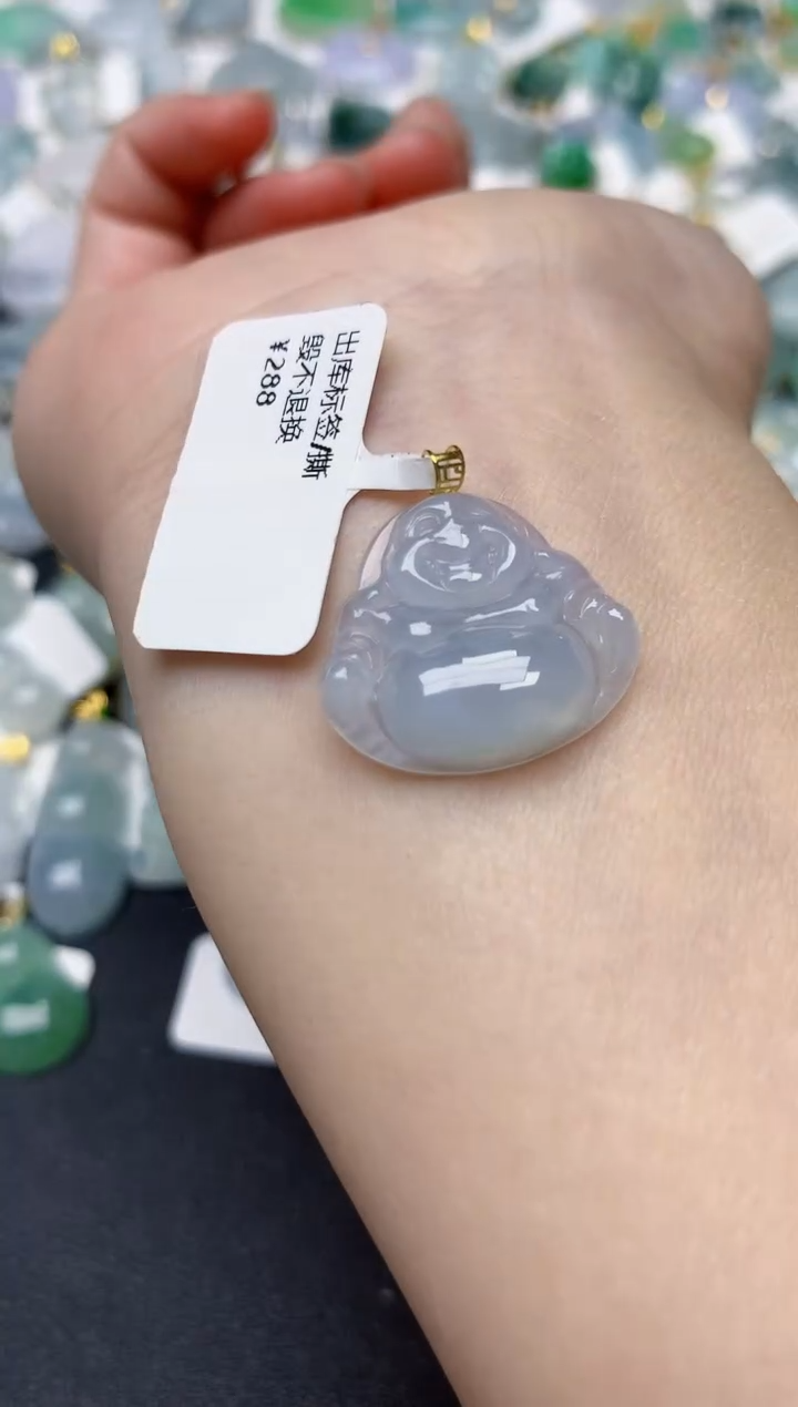 颈饰18K金镶嵌翡翠天然缅甸A货翡翠