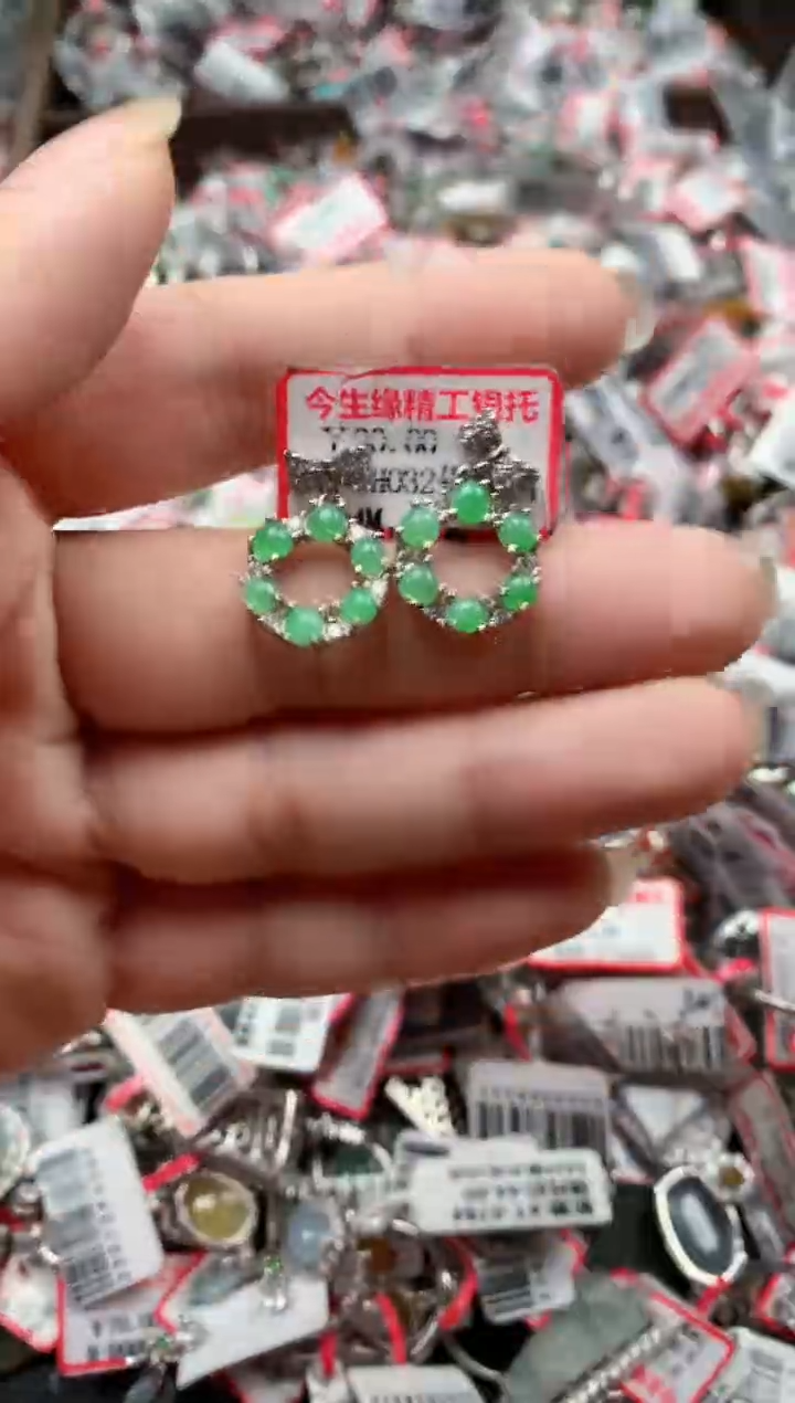 银S925镶嵌戒指翡翠天然A货缅甸翡翠