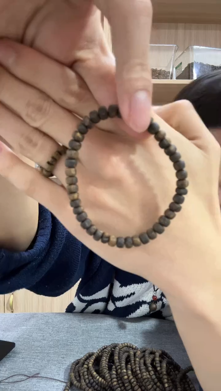 【闪购商品】沉香手串05沉水算盘珠单圈4克+ 多样性发其一