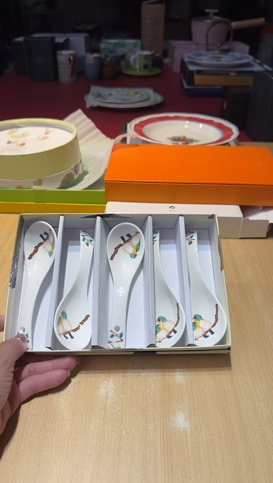 瓷片生活的本意是开心啊@@1