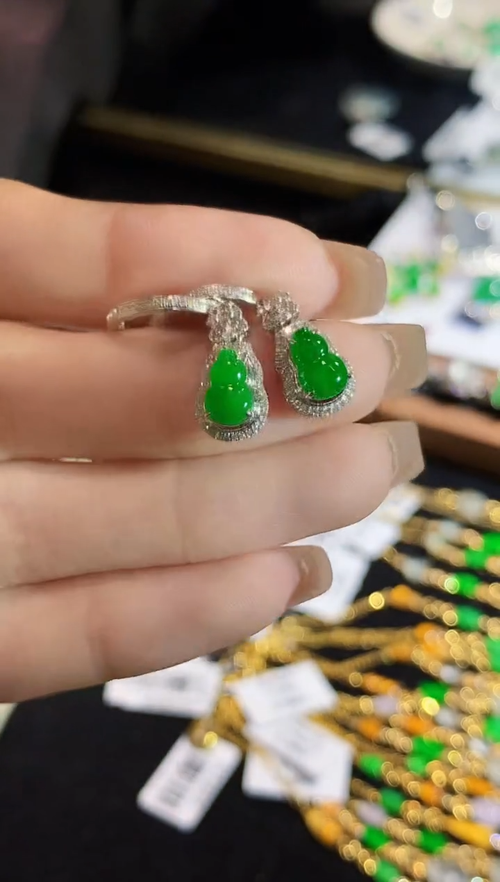 翡翠18K金镶嵌耳饰KK 多样性发其一