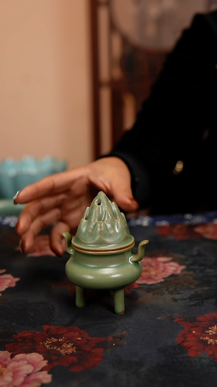 瓷片原产地原矿釉汝瓷