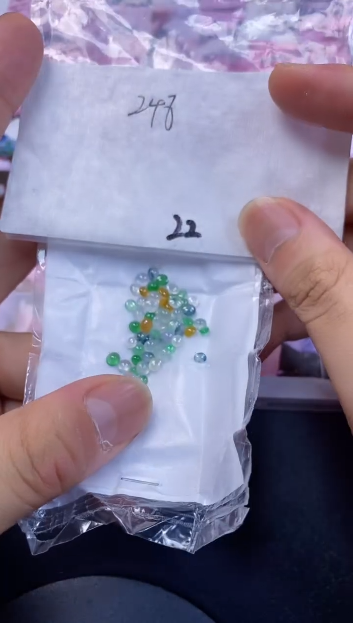 未镶嵌定制翡翠定制翡翠