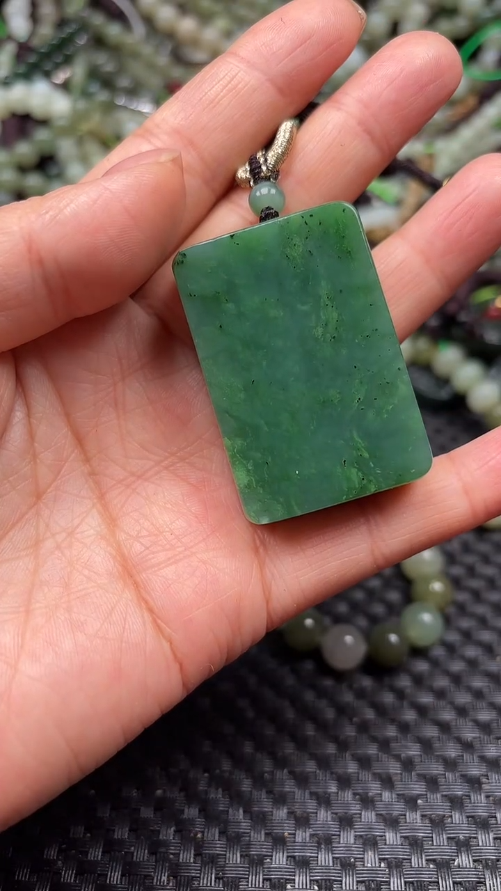 【闪购商品】和田玉颈饰未镶嵌.