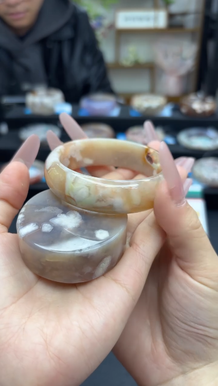 【闪购商品】石英质玉手镯未镶嵌C29(55圈赠送镯心)