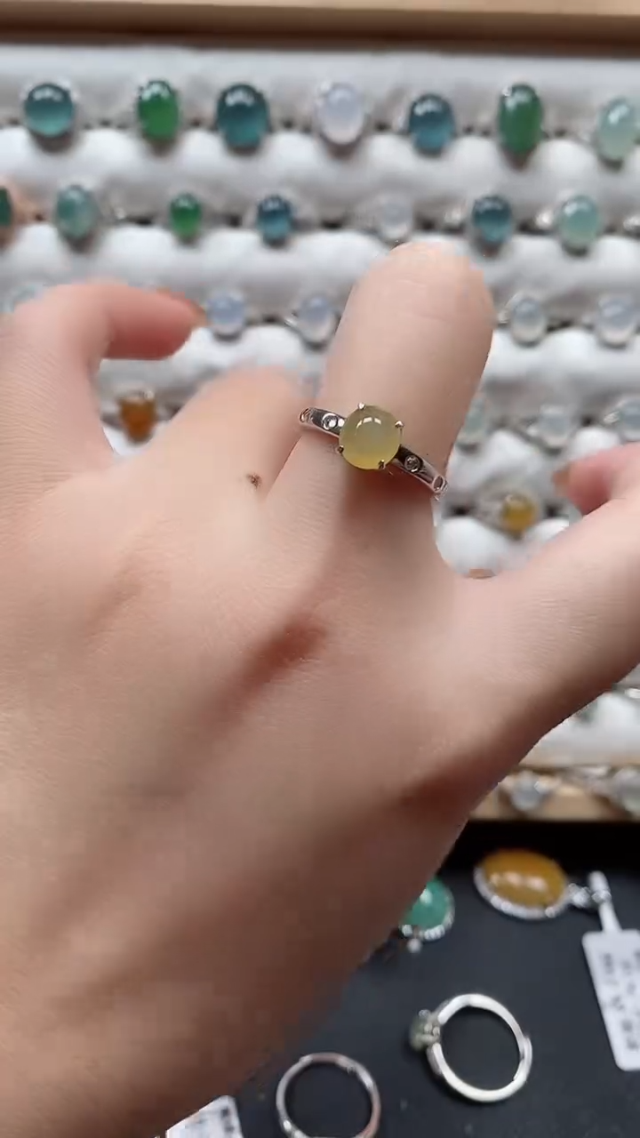 【闪购商品】翡翠戒指银S925镶嵌一物一证一礼盒