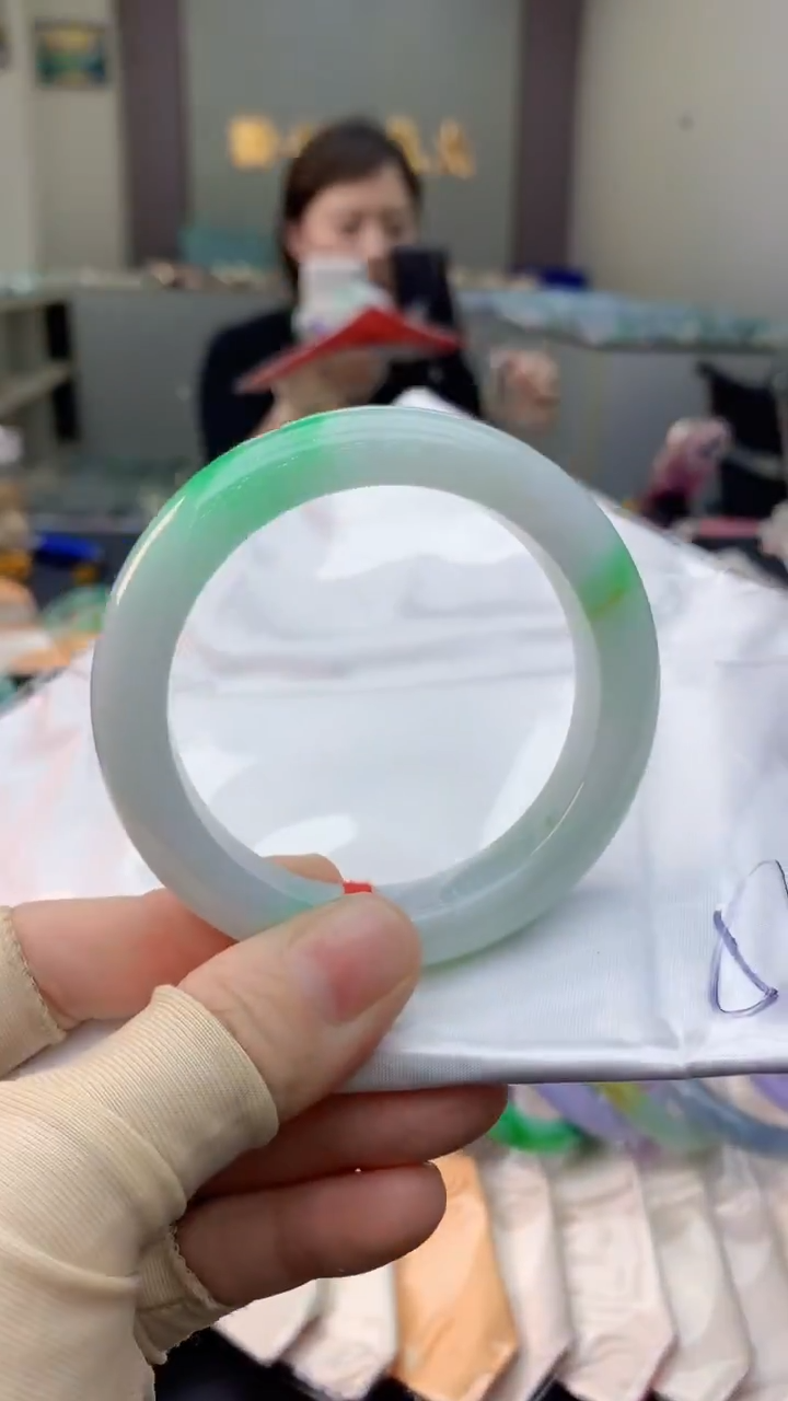 未镶嵌手镯翡翠0399802243