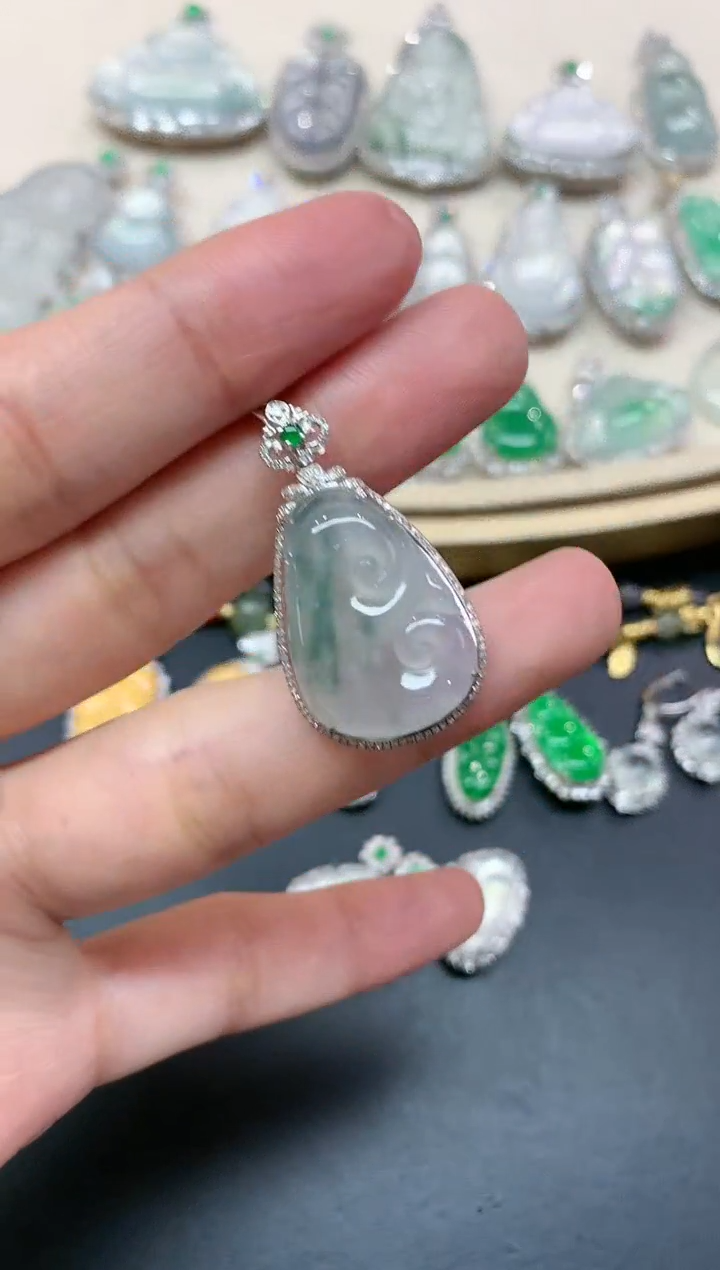 【闪购商品】翡翠吊坠(不含链)18K金镶嵌A443|2980