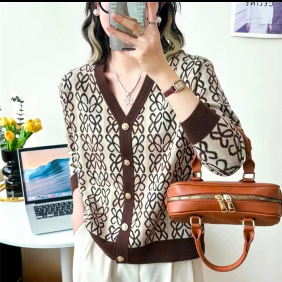 075【四叶草V领开衫洋气】高级气质女针织衫秋冬上衣