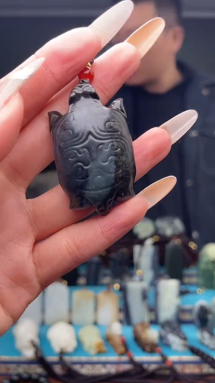 未镶嵌和田玉挂件1