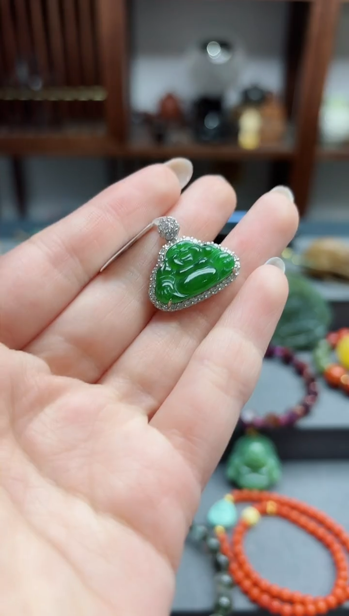 【闪购商品】翡翠颈饰银S925镶嵌翡翠佛公吊坠*1 YD赠链