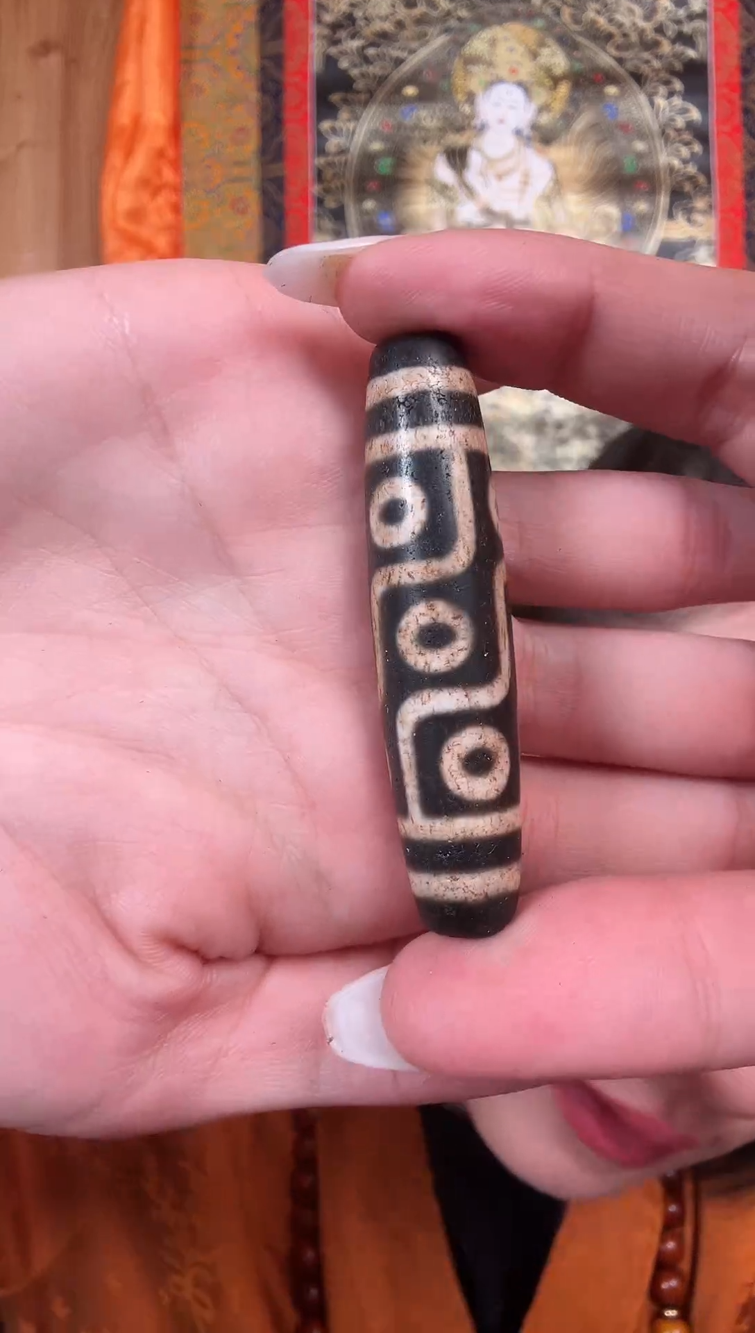 非金属无藏式风格九眼珠珠