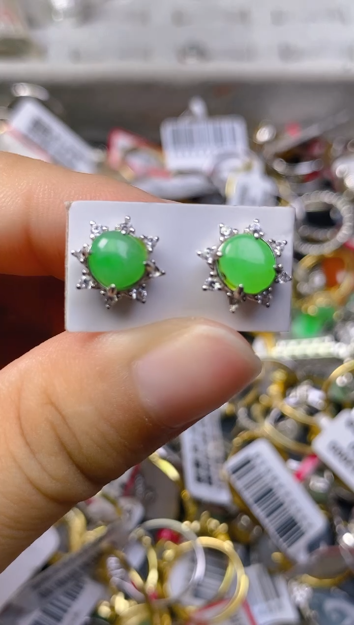 银S925镶嵌戒指翡翠百内无证书