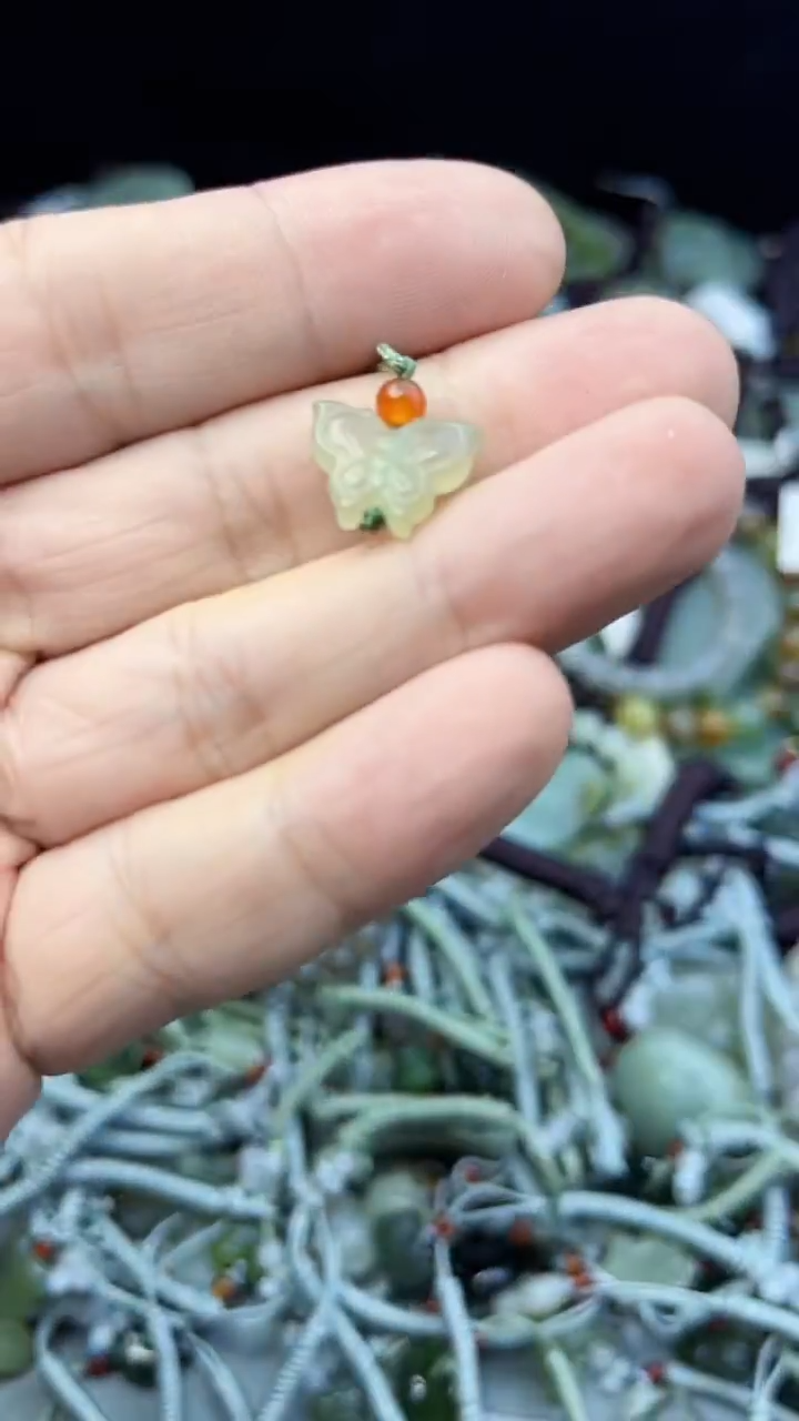 颈饰未镶嵌和田玉多样性发货   拍一发一