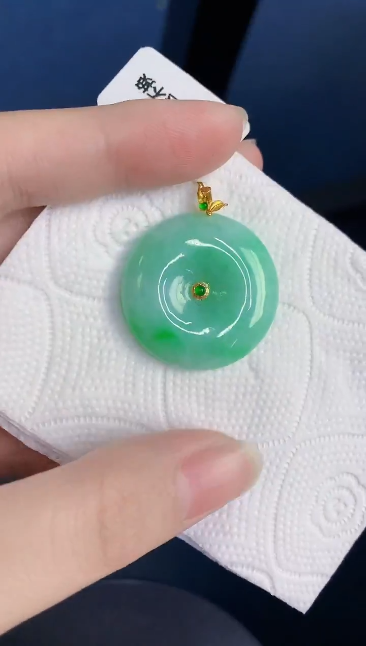颈饰18K金镶嵌翡翠天然翡翠缅甸A货
