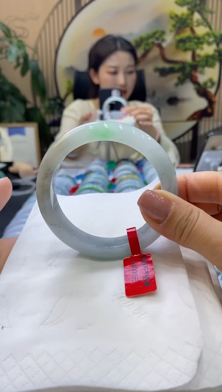 【闪购商品】翡翠手镯未镶嵌99901700