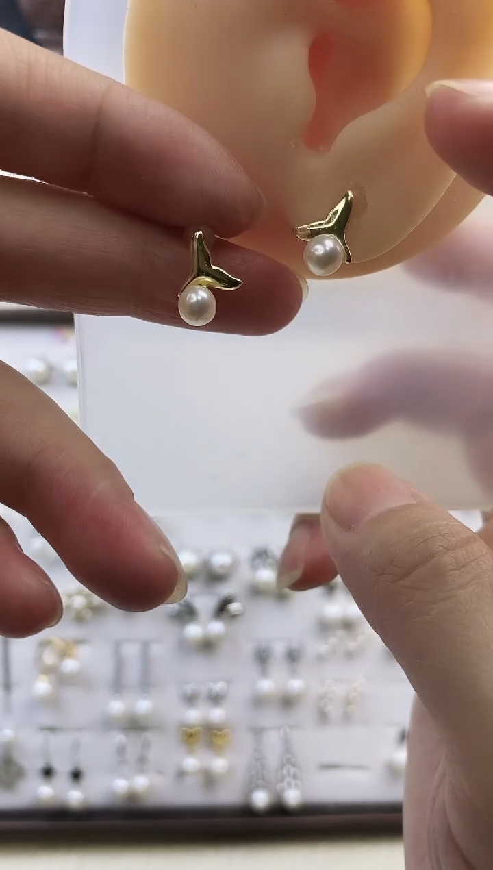 合金耳饰淡水珍珠60