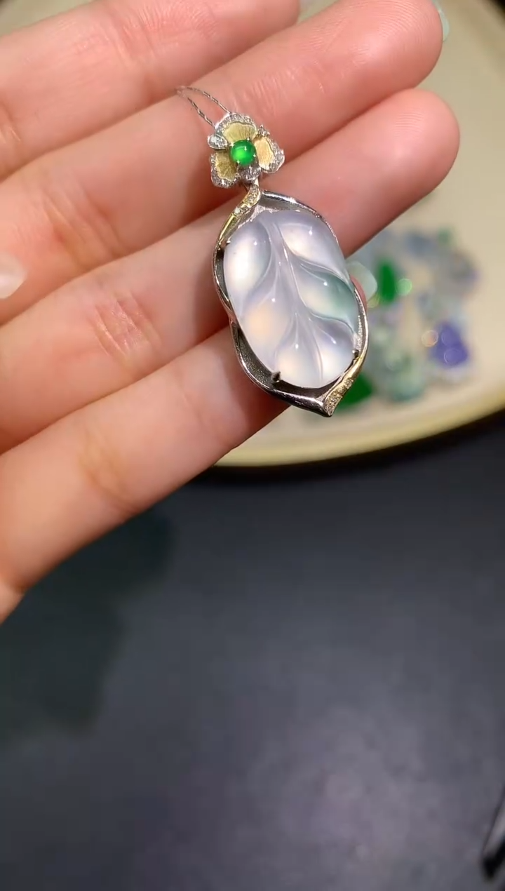 翡翠18K金镶嵌吊坠(不含链)吊坠A127|6800