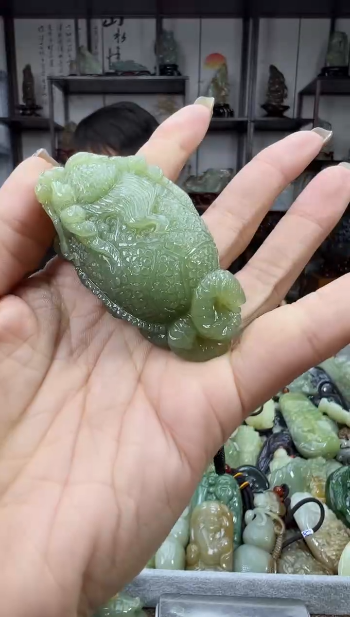 未镶嵌和田玉把件1