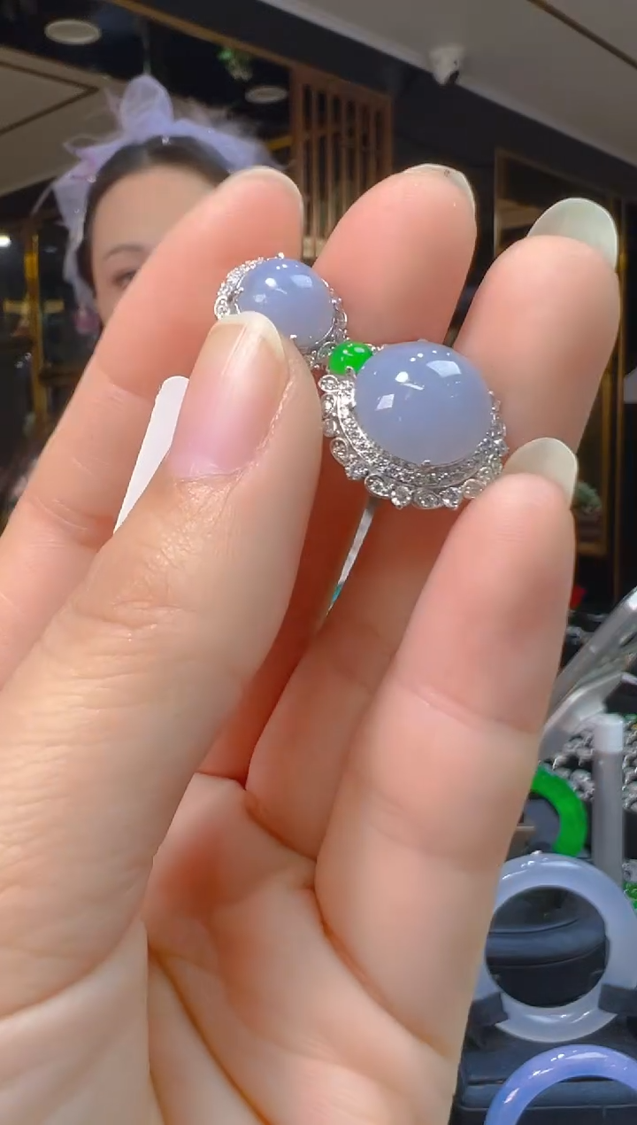 吊坠(赠链)银S925镶嵌翡翠026  