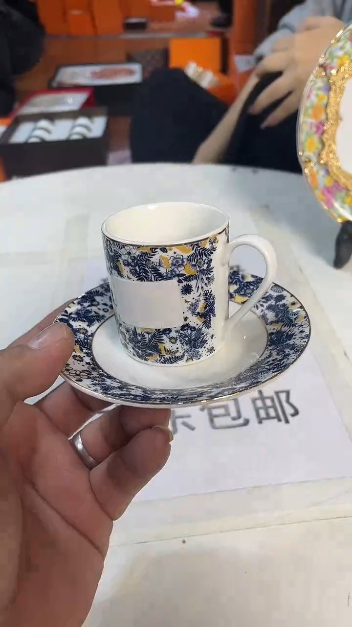 杯鸿辉家品牌瓷器，京东包邮！