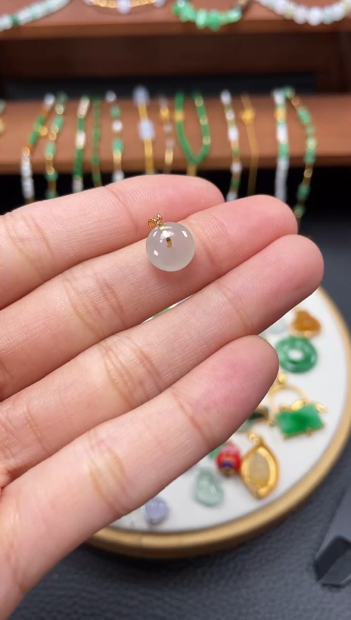 【闪购商品】翡翠吊坠(不含链)18K金镶嵌一个   JK201