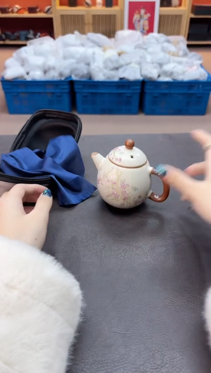 【闪购商品】摆件瓷SC1111111111111