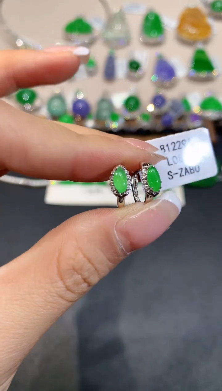 翡翠18K金镶嵌耳饰L0896多样性发其一