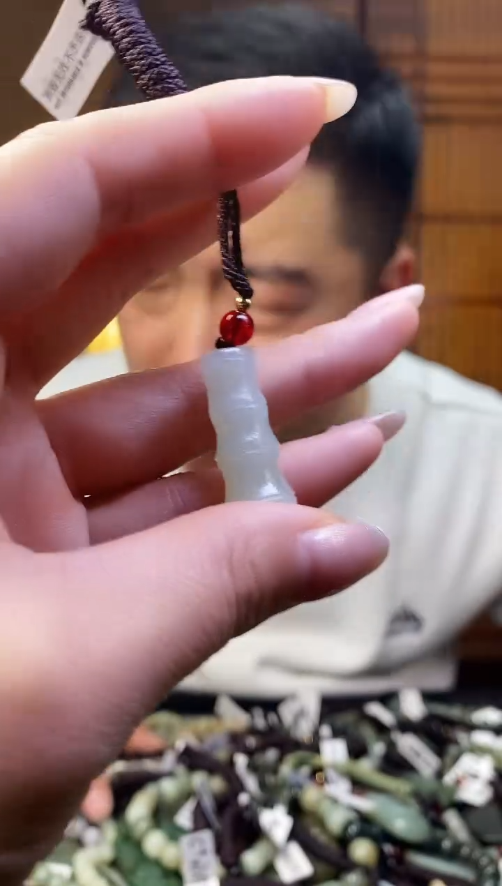 【闪购商品】和田玉颈饰未镶嵌多样性发货，拍一发一