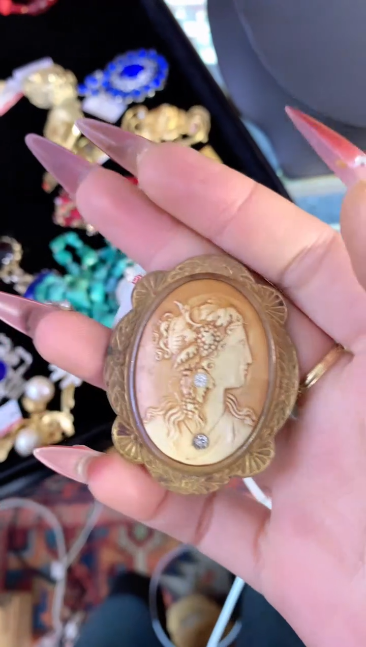 【闪购商品】瓷片楚楚中古珠宝甄选不退换