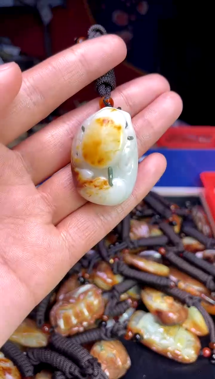 【闪购商品】和田玉未镶嵌颈饰1