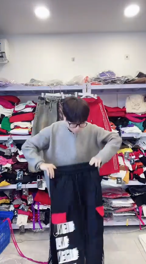 闪电购精品女装33L