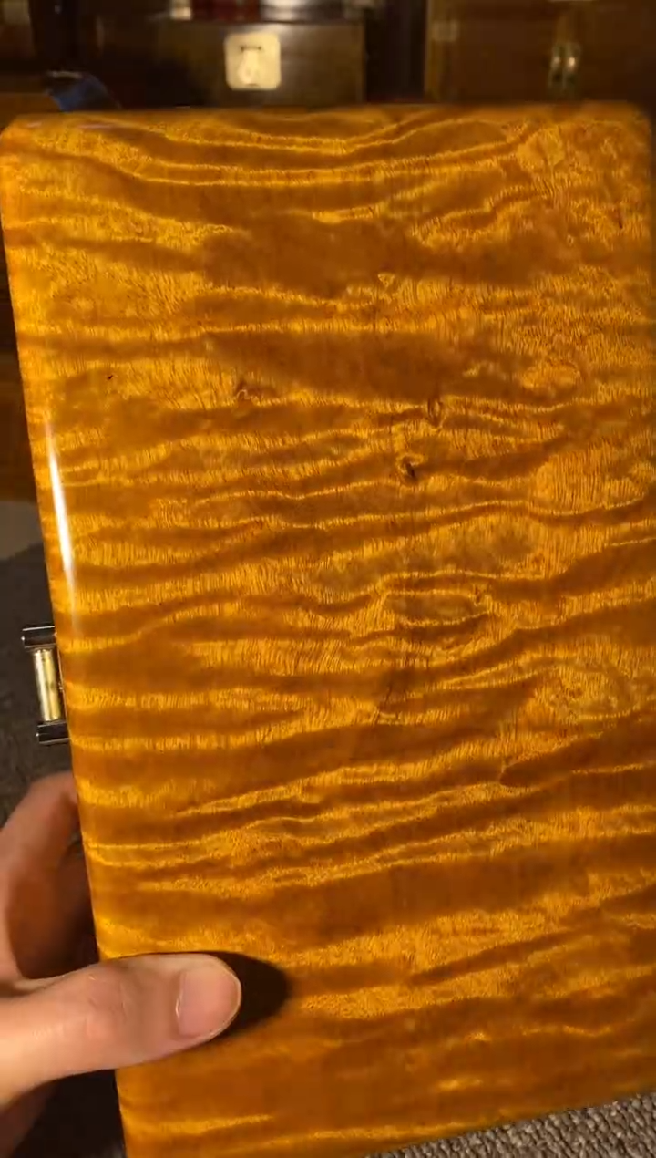 【闪购商品】金丝楠木艺金丝楠首饰盒F4