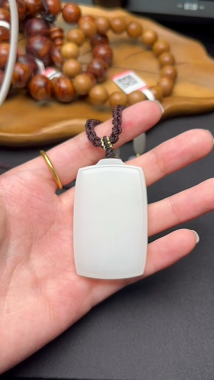 【闪购商品】和田玉吊坠(不含链)未镶嵌HBHT000030