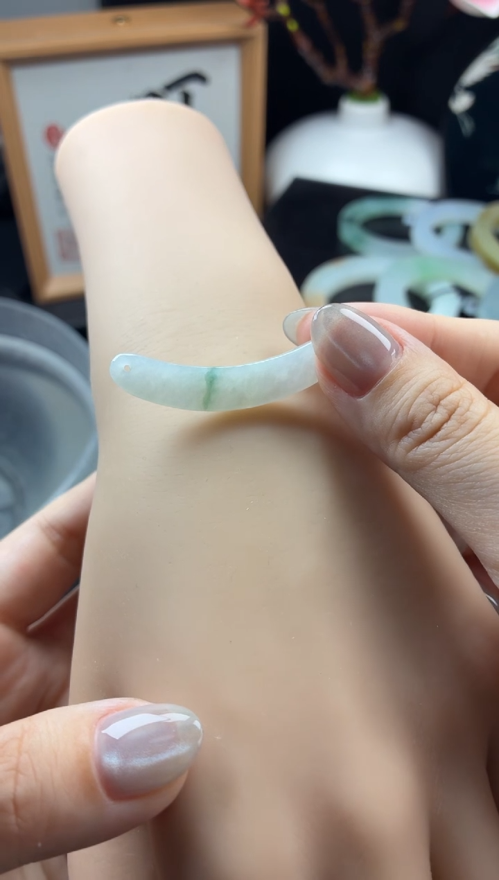 翡翠未镶嵌颈饰22号玉璜
