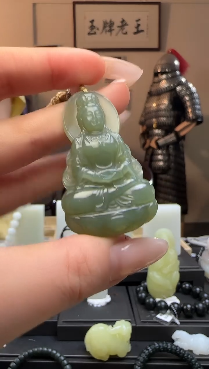 【闪购商品】和田玉晴水观音未镶嵌吊坠