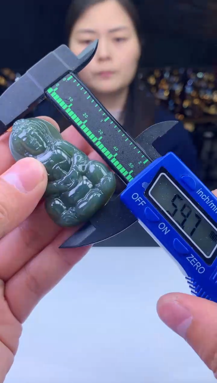 颈饰未镶嵌和田玉-100427