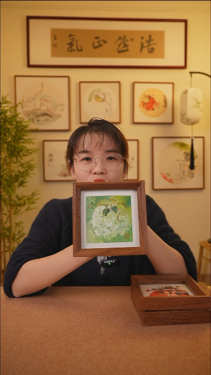 横款鹿鸣现代美术馆-岳倚竹老师作品