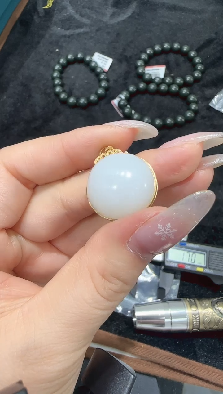 【闪购商品】和田玉吊坠/多样性发18K金镶嵌R549