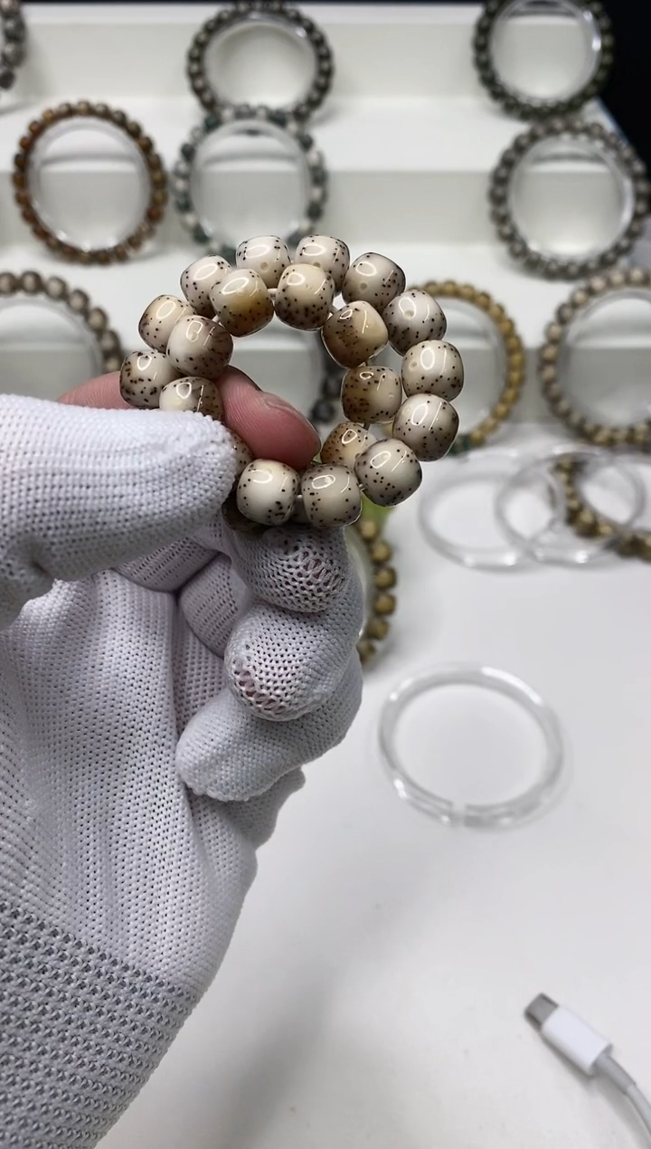 手串星月菩提375     b16