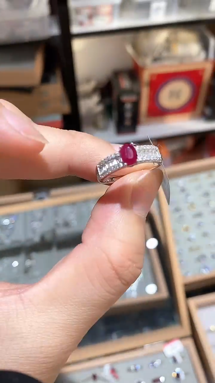 【闪购商品】红宝石戒指银S925镶嵌戒指
