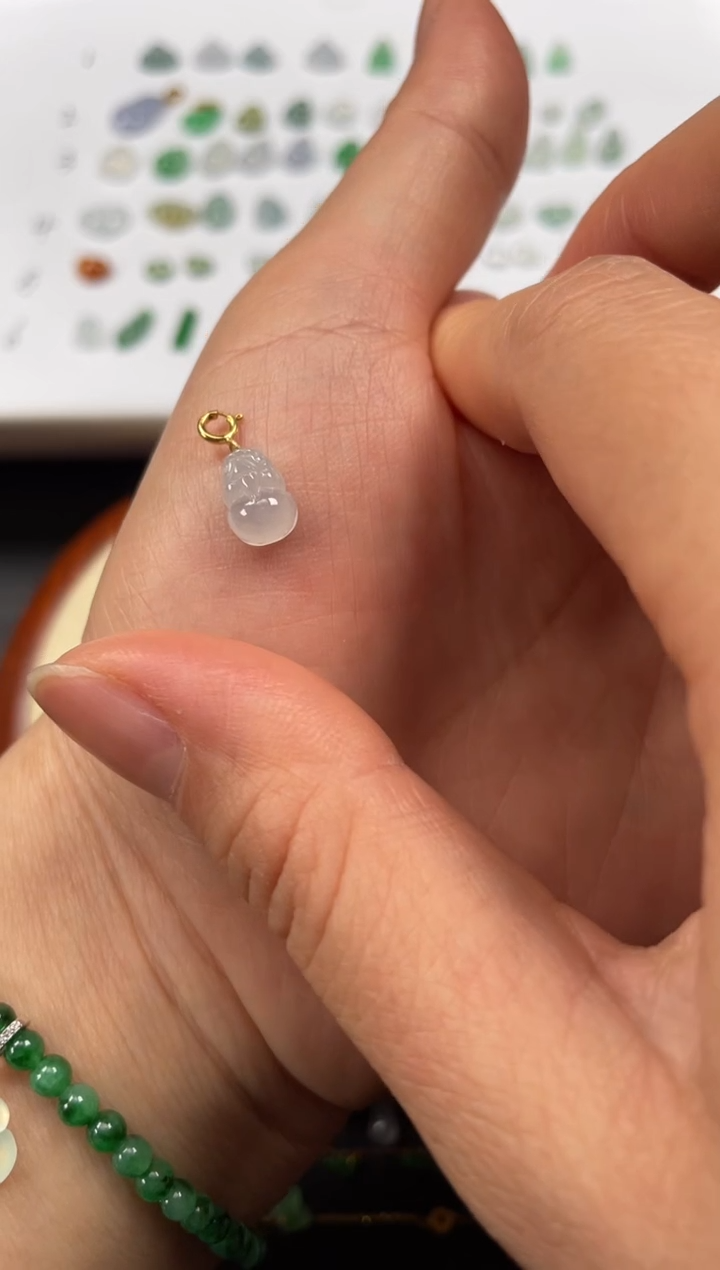 吊坠(不含链)18K金镶嵌翡翠一个JK415