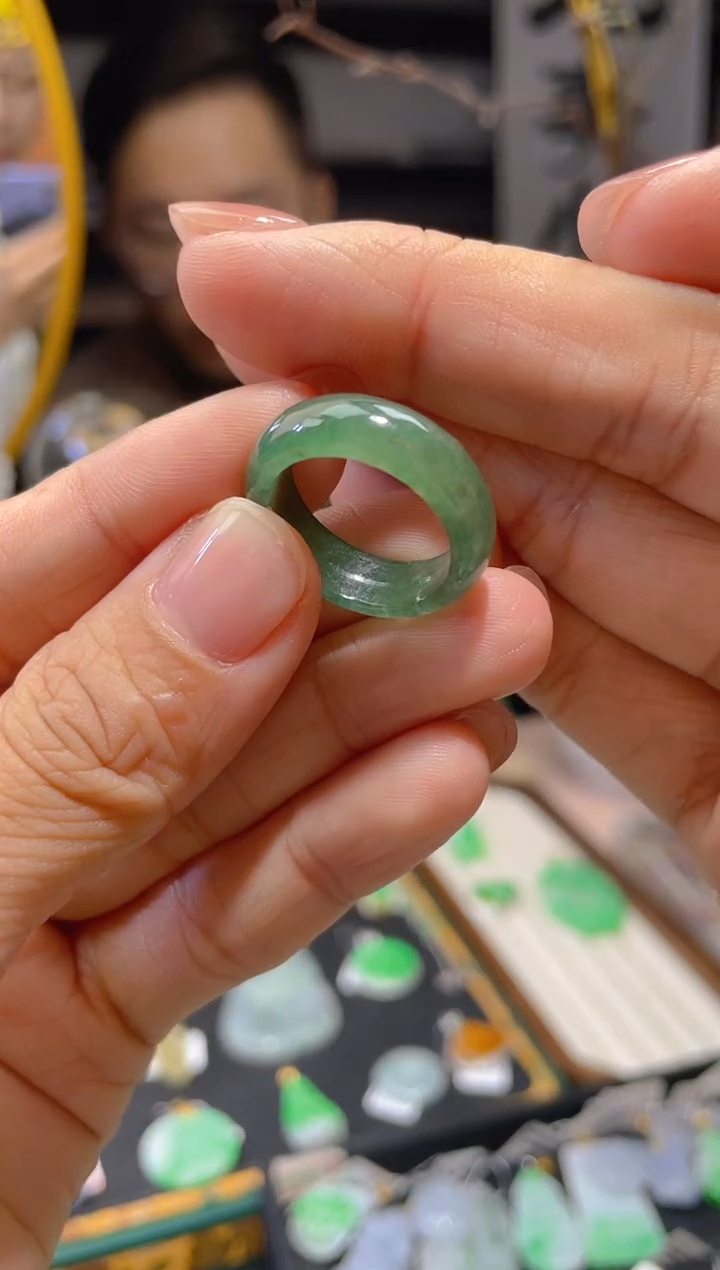 【闪购商品】翡翠颈饰未镶嵌假一赔三14圈口