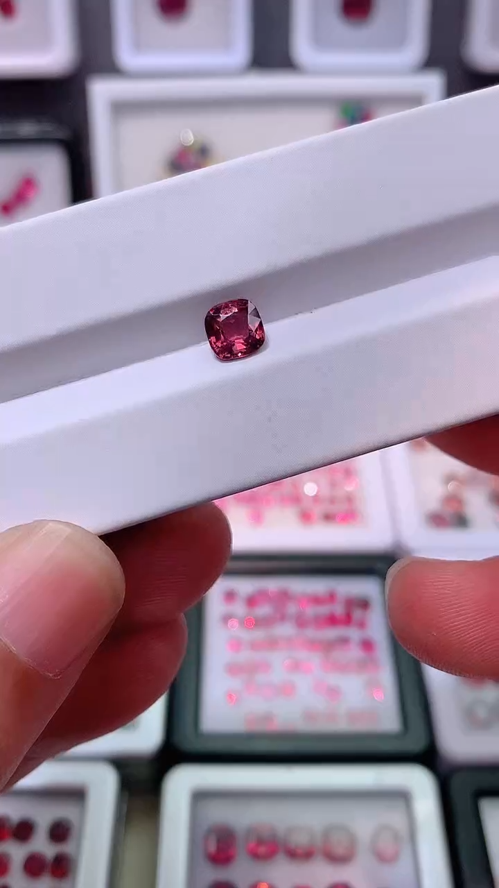 【闪购商品】尖晶石裸石未镶嵌10/1.1