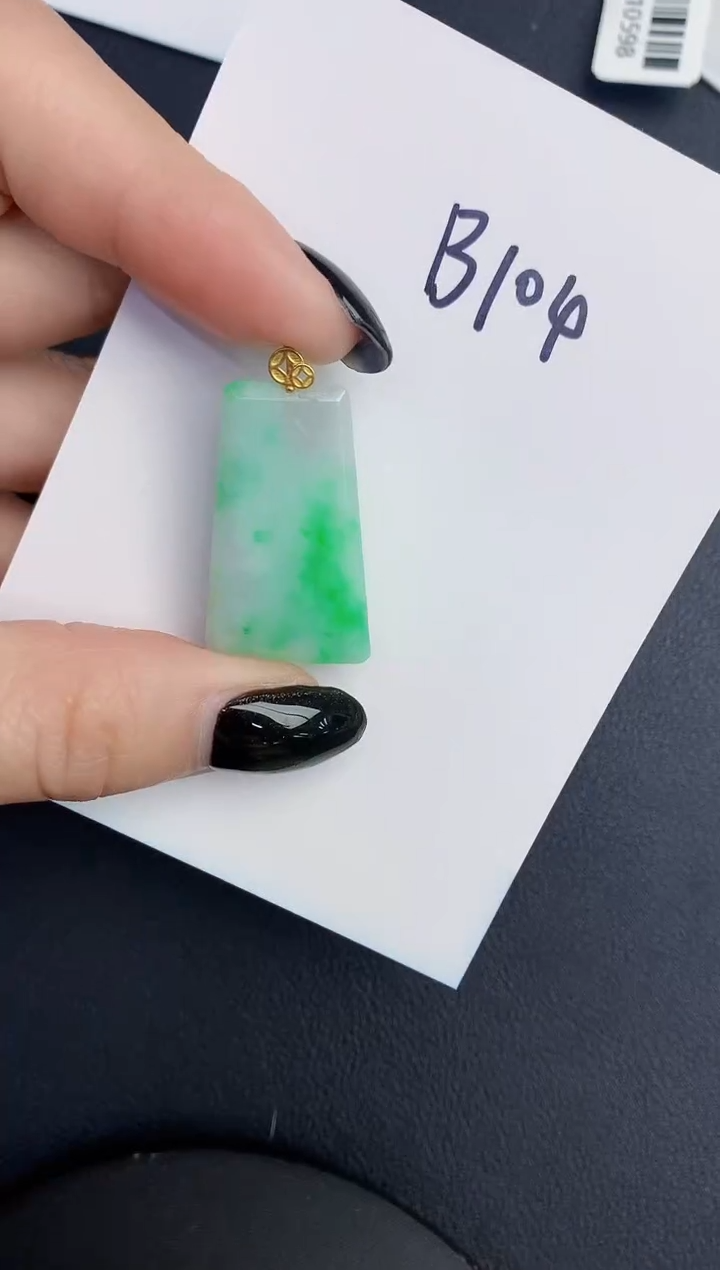 【闪购商品】翡翠颈饰18K金镶嵌000000000000