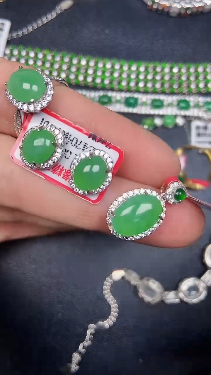 银S925镶嵌戒指翡翠8100