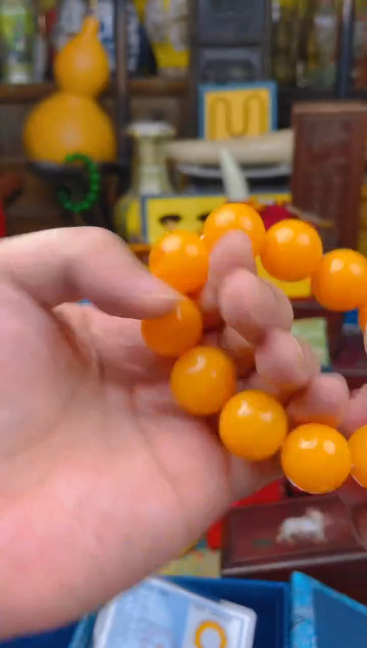 手串琥珀未镶嵌-------------蜜蜡2.0