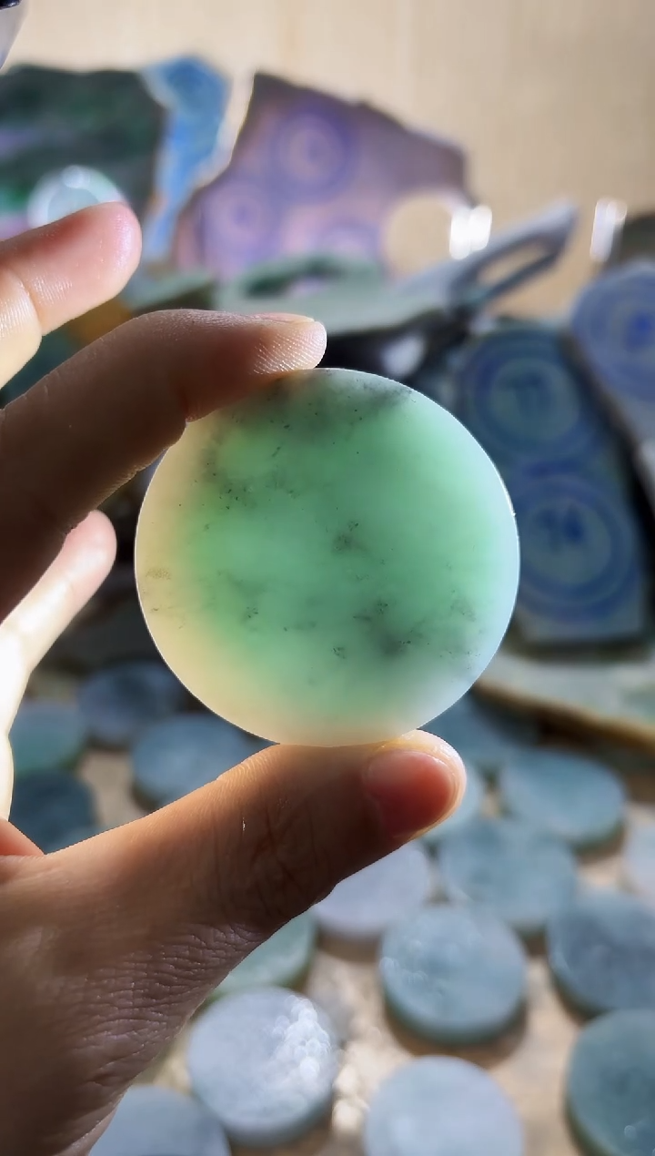【闪购商品】翡翠颈饰未镶嵌A货闯文2474