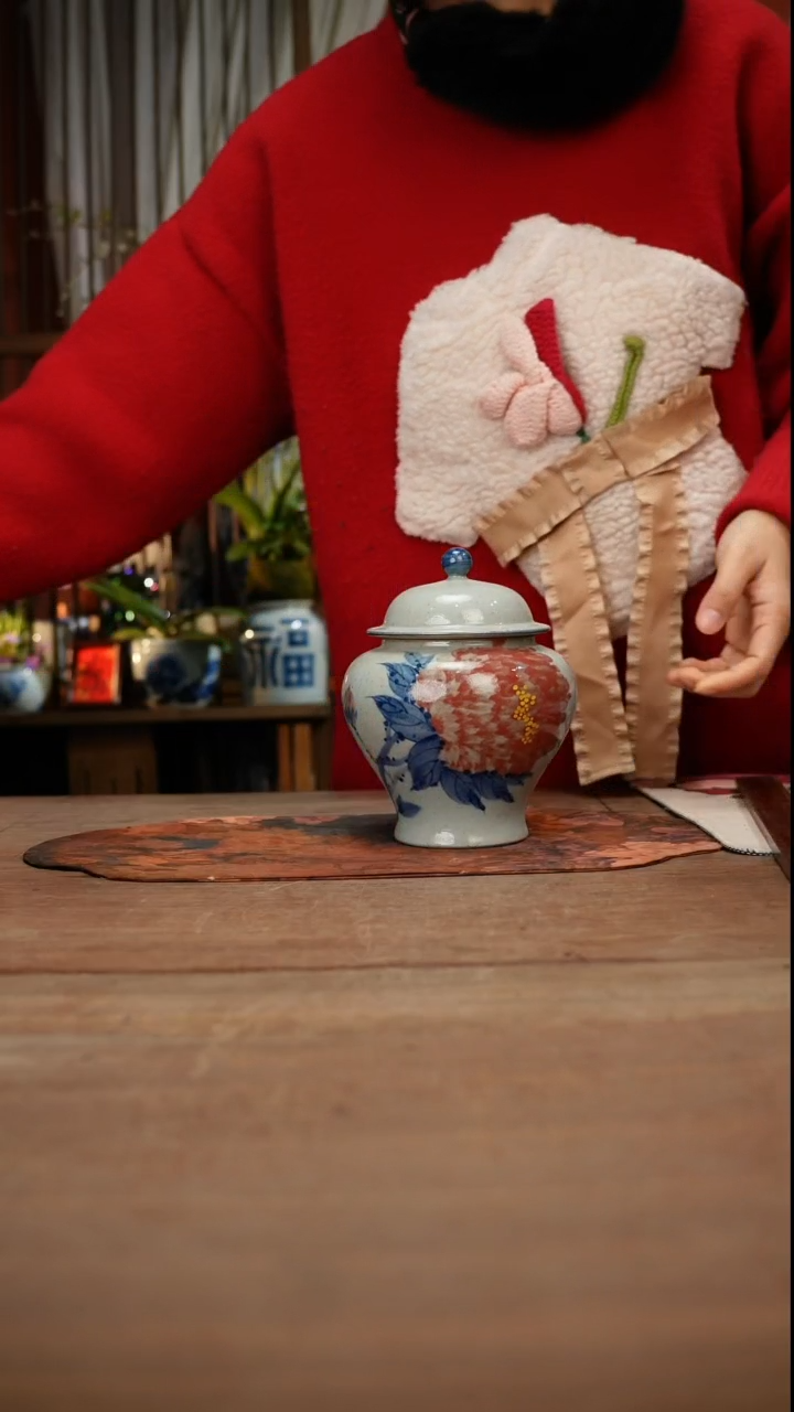 当代高温釉下彩手绘陶瓷餐具